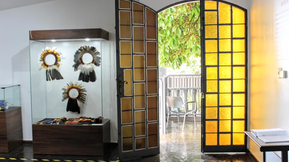 As coleções são formadas por cerca de 2.500 objetos (foto: Marco Cavalcanti)