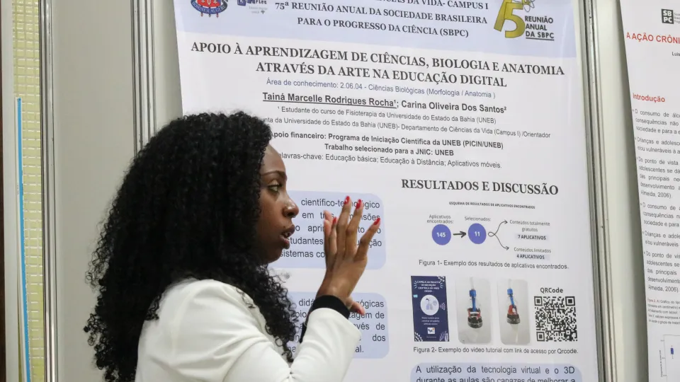 24/7 - Sessão de Pôsteres, uma das mais de 220 atividades da Reunião Anual da SBPC (foto: Marco Cavalcanti/UFU)