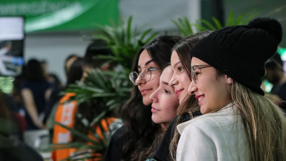 24/7 -  As atividades da Reunião Anual da SBPC visam a engajar e inspirar especialmente o público jovem (foto: Marco Cavalcanti/UFU)