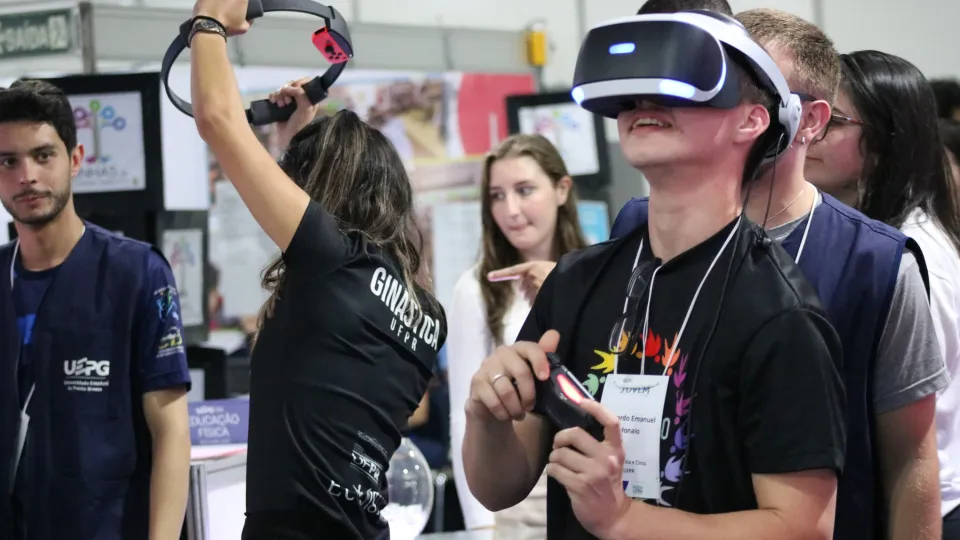 A 75ª Reunião Anual da SBPC está sendo realizada na UFPR (fotos: Marco Cavalcanti/UFU)
