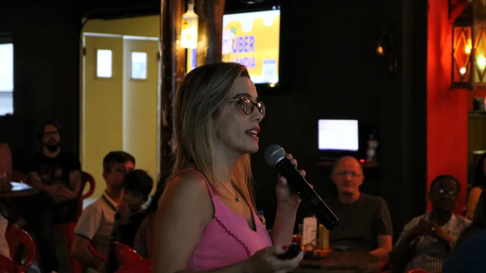 Pint of Science realizado na terça-feira, 8/11, no bar São Arnulfo (foto: Marco Cavalcanti)