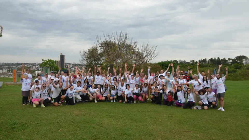 3° Caminhada Ecológica reúne servidores da UFU (Foto: Milton Santos)  