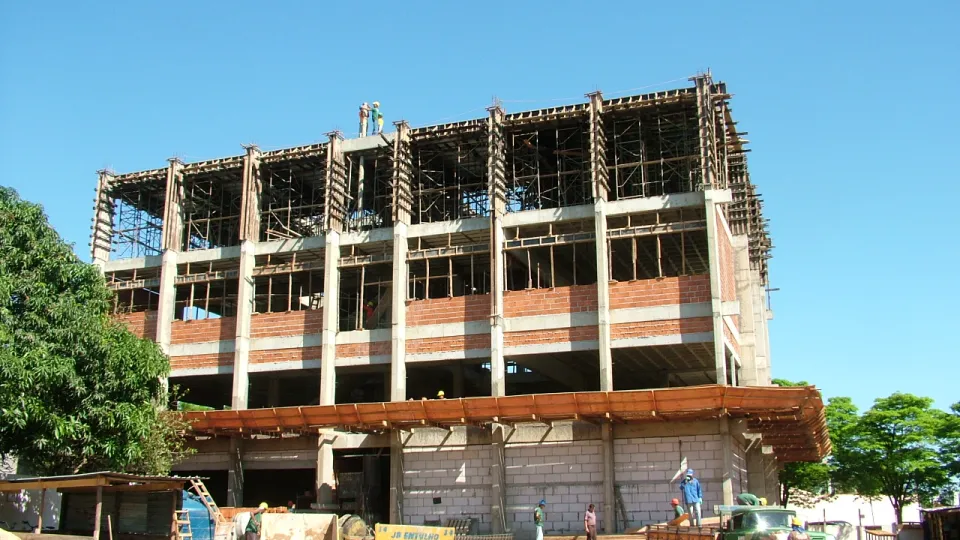 Milton Santos, fotógrafo da UFU, comemora 46 anos de profissão 