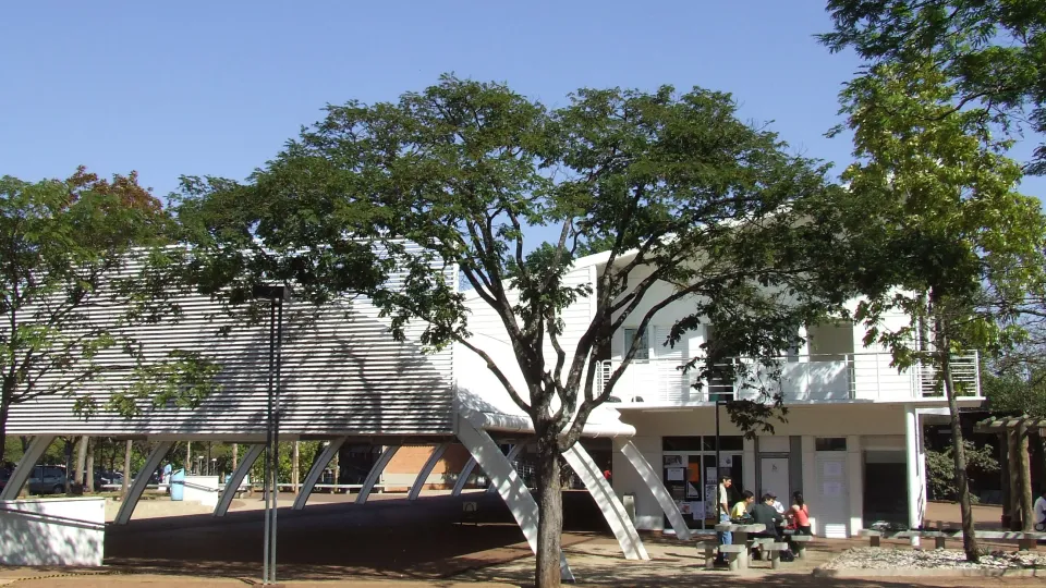 Milton Santos, fotógrafo da UFU, comemora 46 anos de profissão 