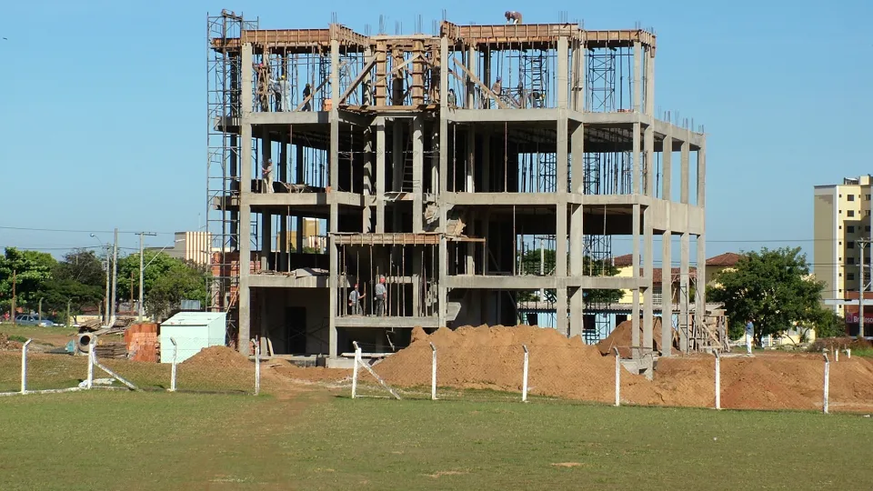 Milton Santos, fotógrafo da UFU, comemora 46 anos de profissão 