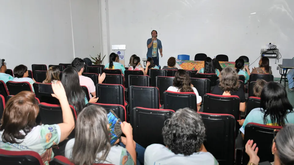 Evento de lançamento dos produtos que compõem a metodologia Diário de Ideias (Milton Santos)