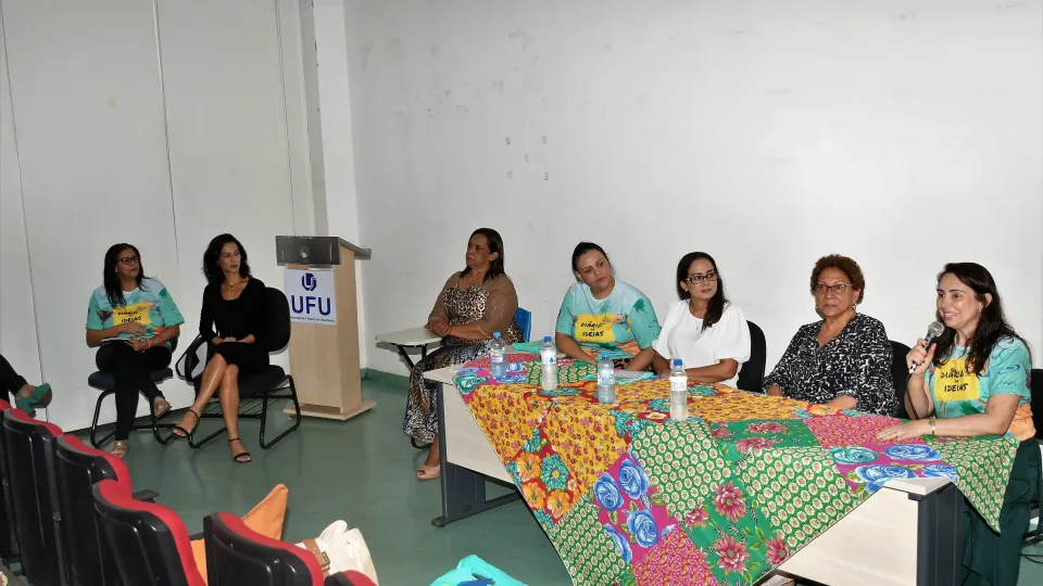 Evento de lançamento dos produtos que compõem a metodologia Diário de Ideias (Milton Santos)