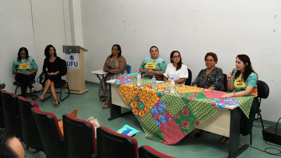 Evento de lançamento dos produtos que compõem a metodologia Diário de Ideias (Milton Santos)