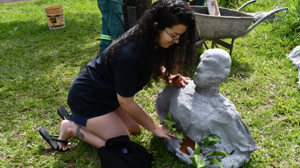 Exposição coletiva `Concretude"  (Milton Santos)