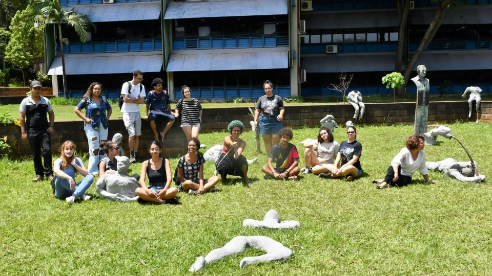 Exposição coletiva `Concretude"  (Milton Santos)