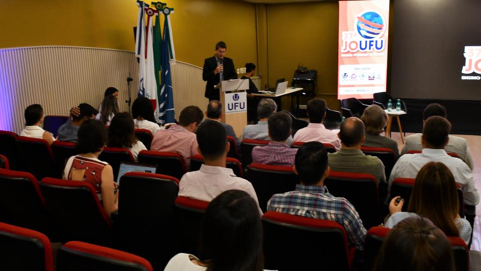 37ª Jornada Odontológica da UFU: Ensino, Pesquisa e Extensão (Milton Santos)