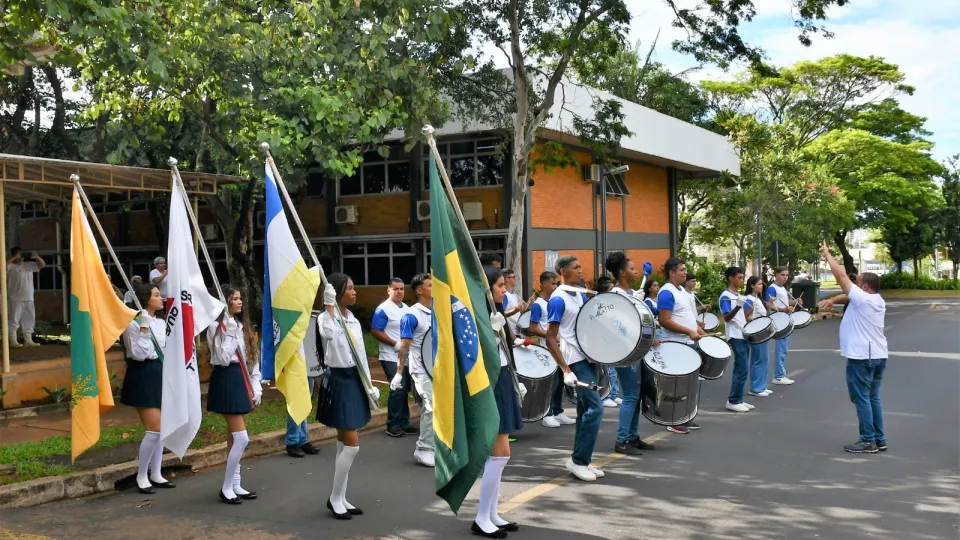 Fanfarra Cleonaldo Brasileiro de Alvarenga, da cidade de Campina Verde (Milton Santos)
