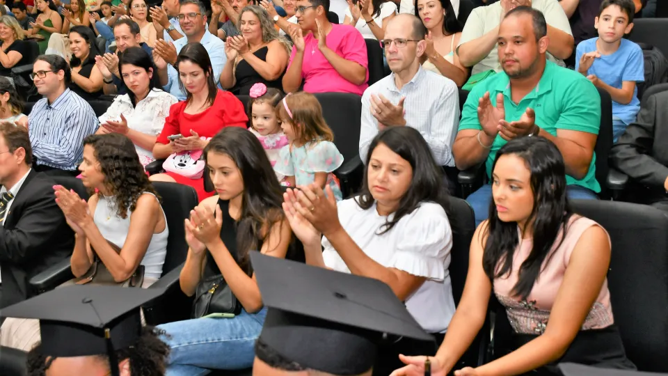 Cerimônia Simbólica de Colação de Grau dos estudantes dos 9º anos da Eseba (Milton Santos)