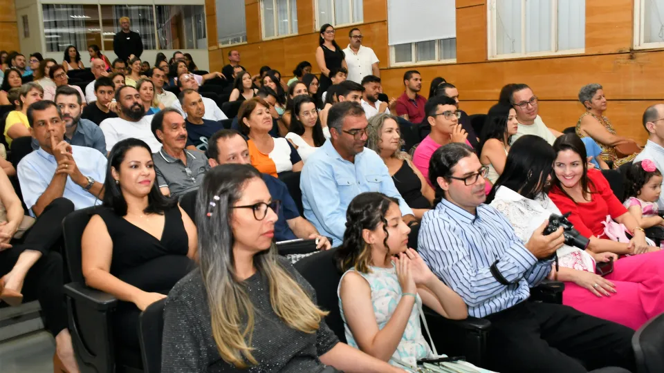Cerimônia Simbólica de Colação de Grau dos estudantes dos 9º anos da Eseba (Milton Santos)