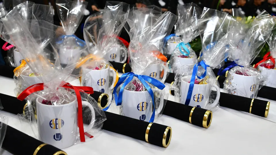 Cerimônia Simbólica de Colação de Grau dos estudantes dos 9º anos da Eseba (Milton Santos)