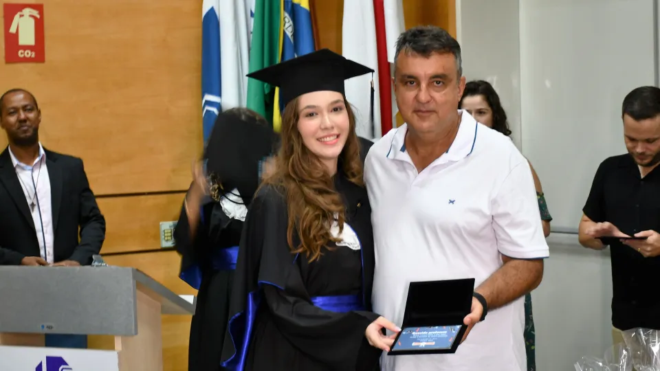 Cerimônia Simbólica de Colação de Grau dos estudantes dos 9º anos da Eseba (Milton Santos)