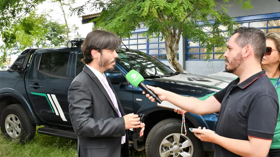 Receita Federal destina à UFU aproximadamente uma tonelada de roupas e mil pares de tênis (Milton Santos)