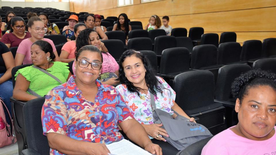 Formatura das turmas do projeto: Qualificação profissional para Mulheres em Situação de Vulnerabilidade  (Milton Santos)