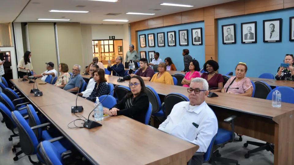 Homenagem aos servidores aposentados da UFU (Milton Santos)