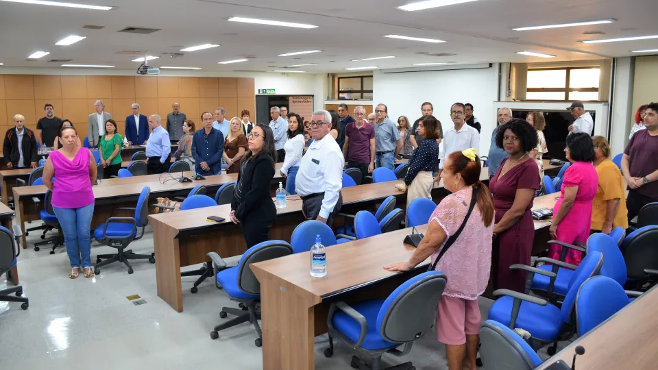 Homenagem aos servidores aposentados da UFU (Milton Santos)