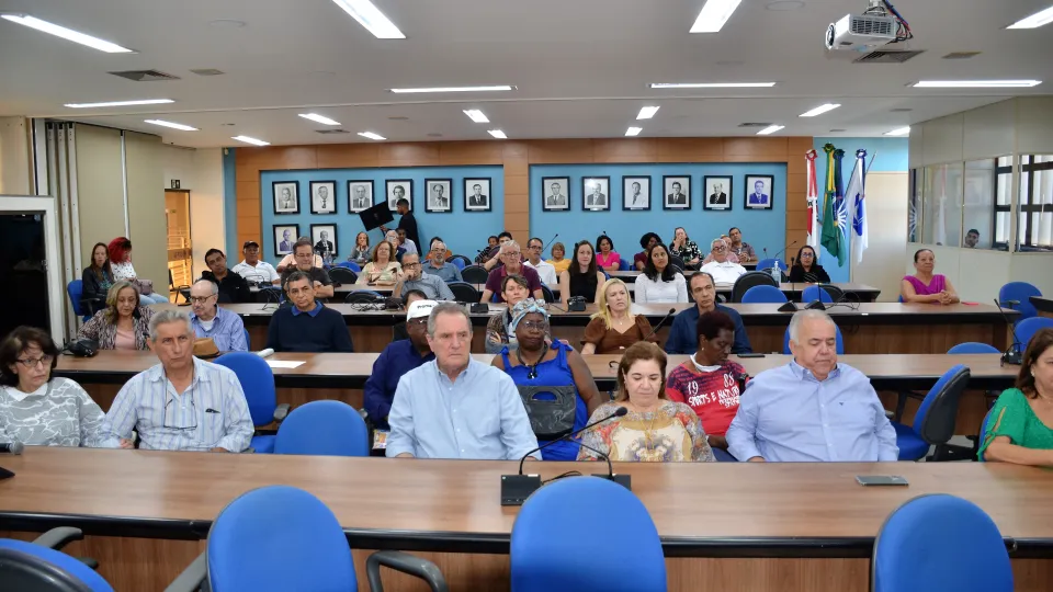 Homenagem aos servidores aposentados da UFU (Milton Santos)