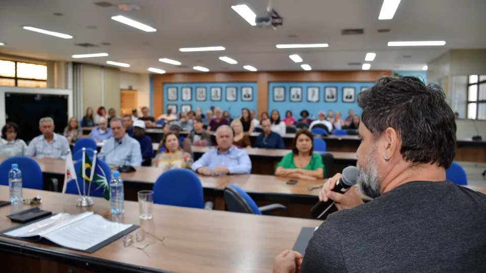 Homenagem aos servidores aposentados da UFU (Milton Santos)