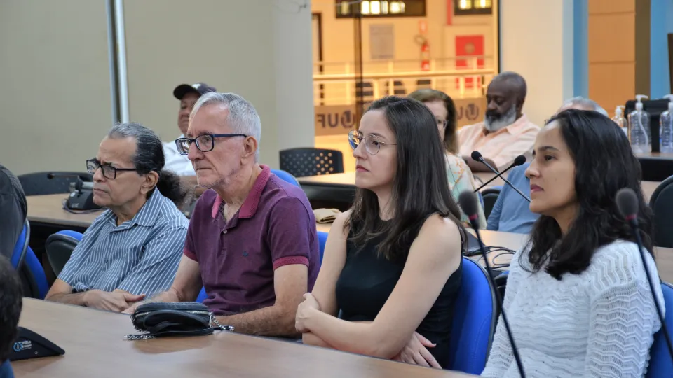 Homenagem aos servidores aposentados da UFU (Milton Santos)