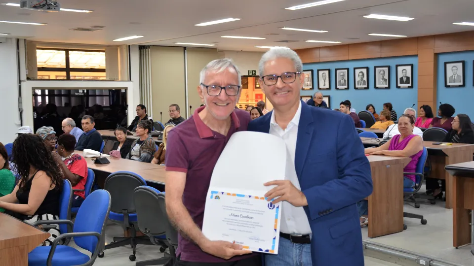 Homenagem aos servidores aposentados da UFU (Milton Santos)