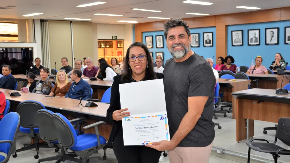 Homenagem aos servidores aposentados da UFU (Milton Santos)