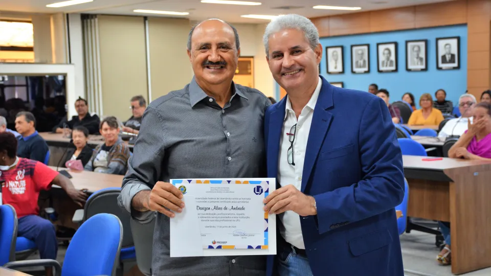 Homenagem aos servidores aposentados da UFU (Milton Santos)