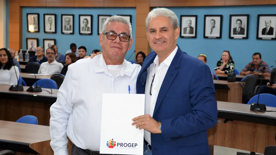 Homenagem aos servidores aposentados da UFU (Milton Santos)