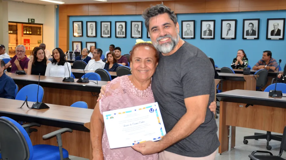 Homenagem aos servidores aposentados da UFU (Milton Santos)