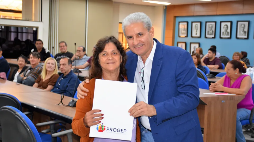 Homenagem aos servidores aposentados da UFU (Milton Santos)