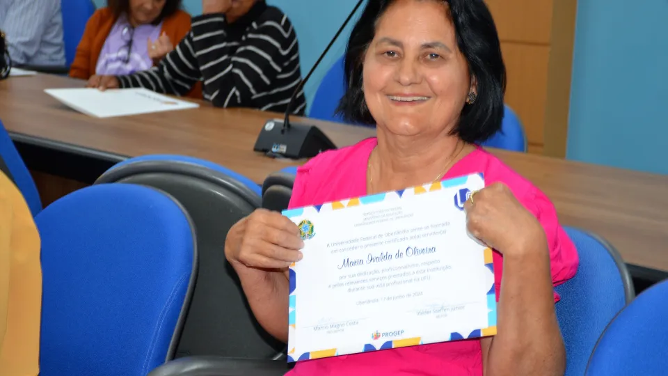 Homenagem aos servidores aposentados da UFU (Milton Santos)