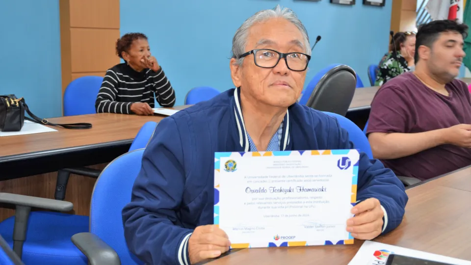 Homenagem aos servidores aposentados da UFU (Milton Santos)