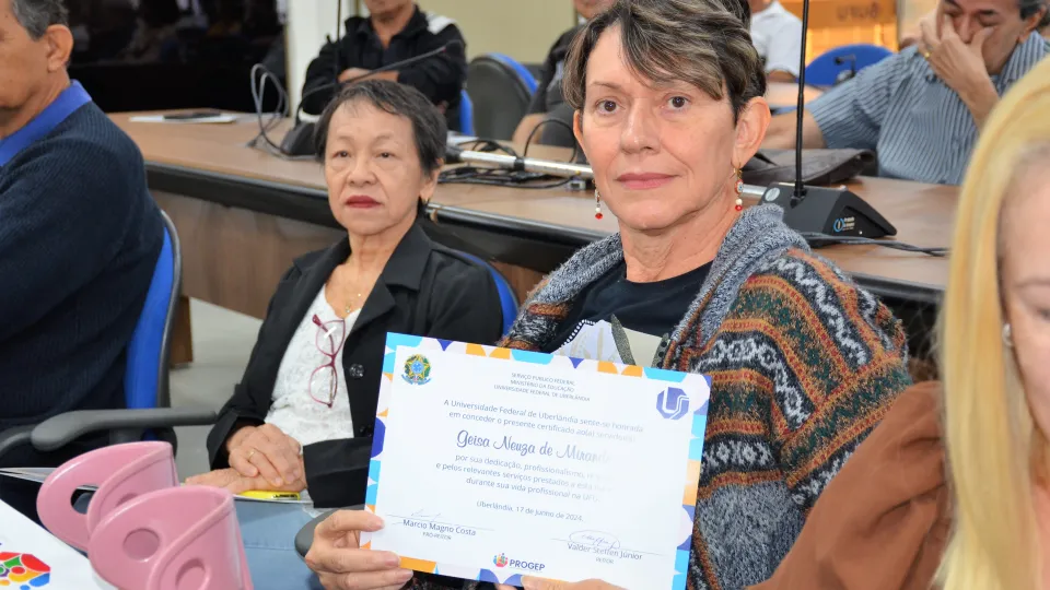 Homenagem aos servidores aposentados da UFU (Milton Santos)