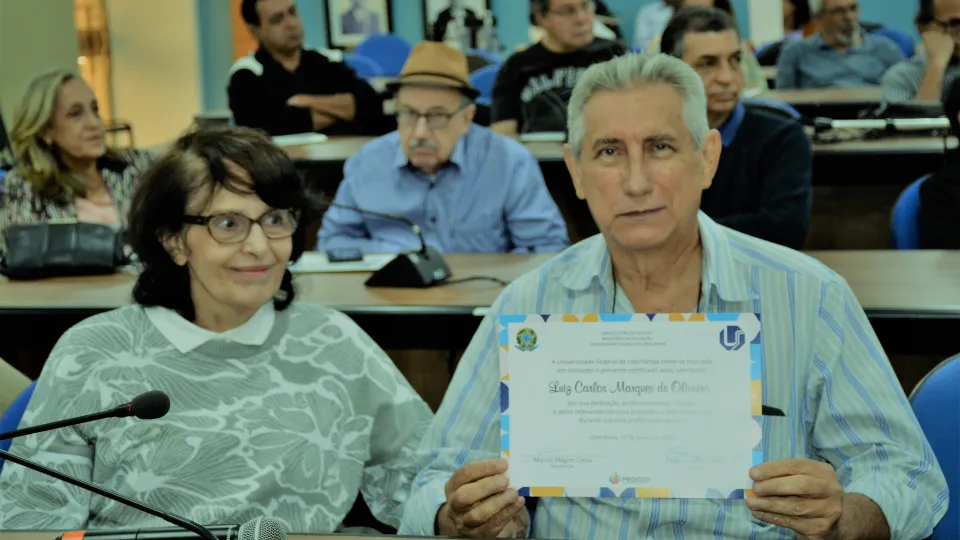 Homenagem aos servidores aposentados da UFU (Milton Santos)