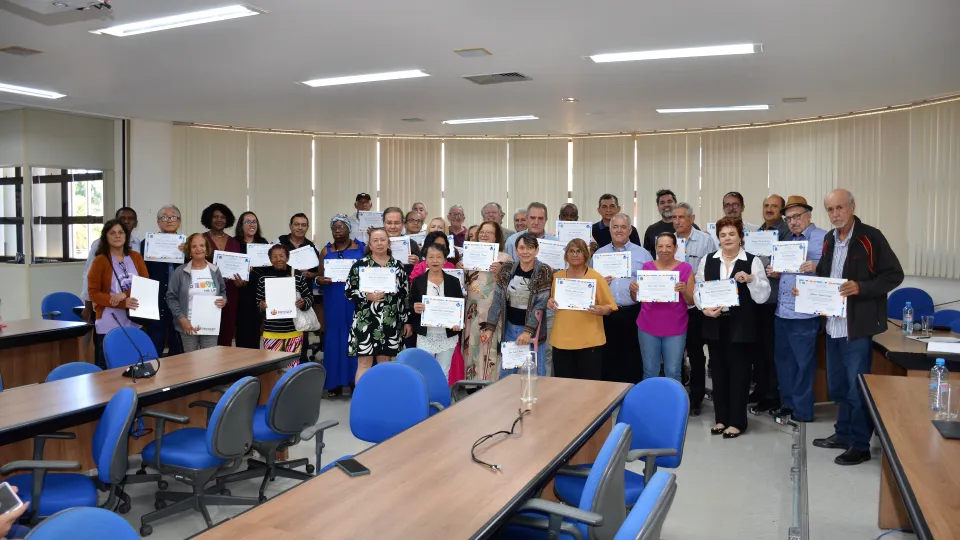 Homenagem aos servidores aposentados da UFU (Milton Santos)