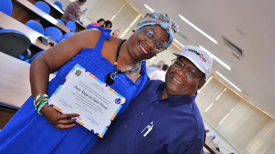 Homenagem aos servidores aposentados da UFU (Milton Santos)