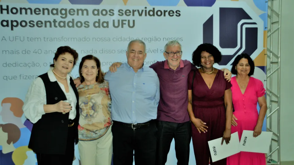 Homenagem aos servidores aposentados da UFU (Milton Santos)