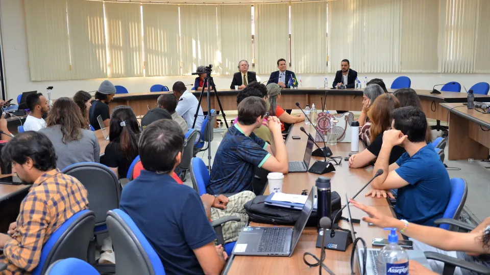 Seminário sobre inteligência artificial e educação (Foto: Milton Santos)