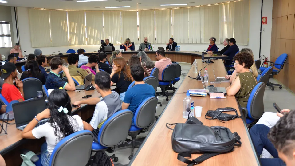 Seminário sobre inteligência artificial e educação (Foto: Milton Santos)