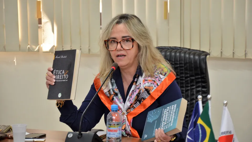 Seminário sobre inteligência artificial e educação (Foto: Milton Santos)