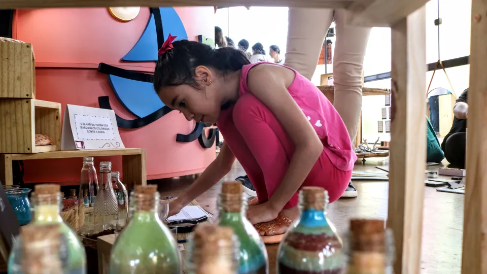 Apresentação Mostra “Brincando e Aprendendo” 