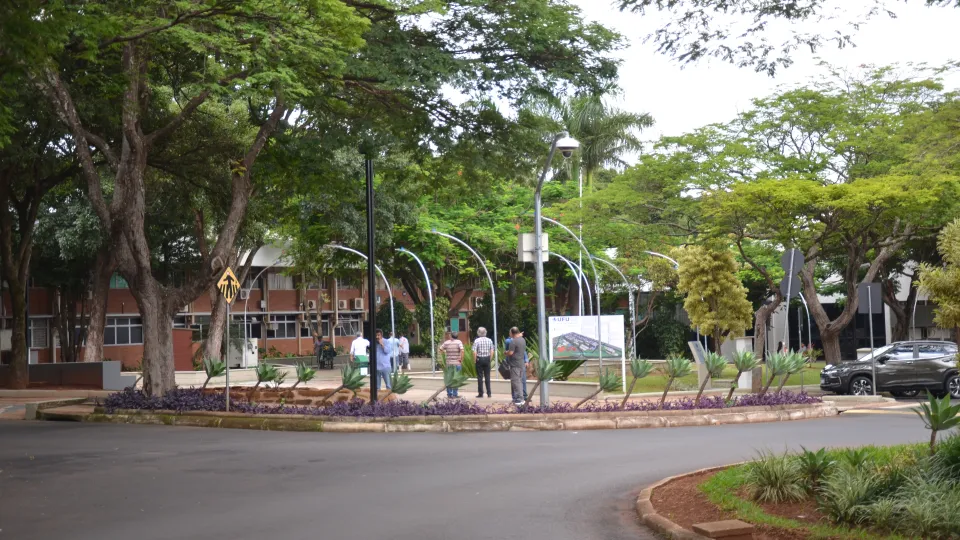 Prefeitura Universitária entrega obras à comunidade