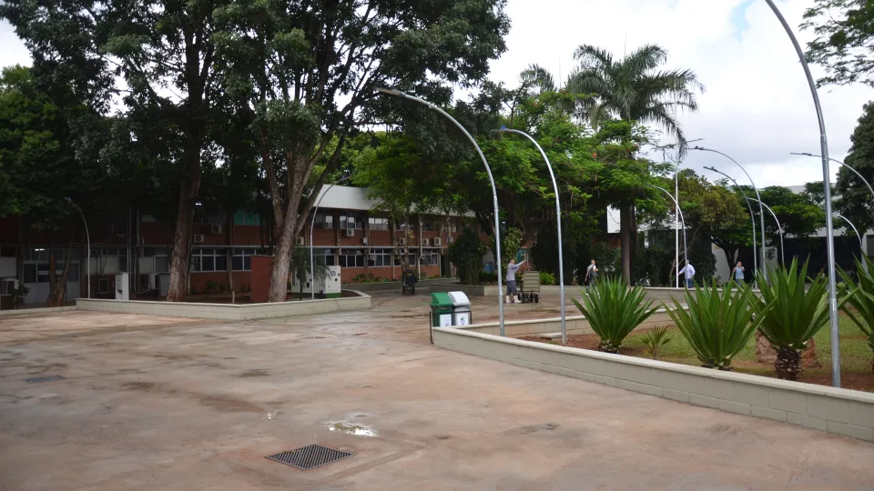 Prefeitura Universitária entrega obras à comunidade