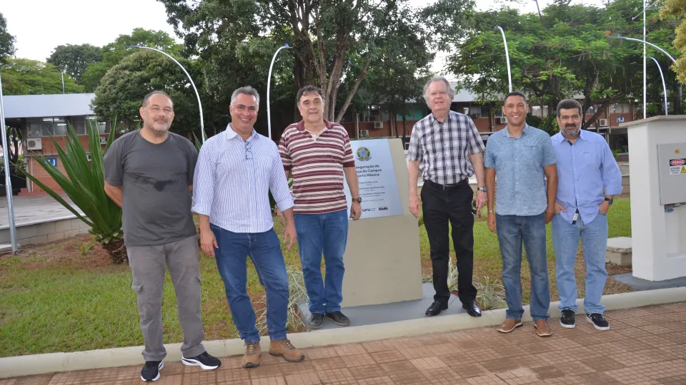 Prefeitura Universitária entrega obras à comunidade