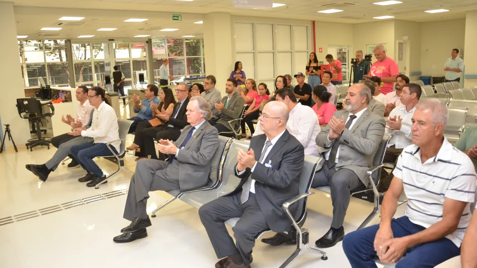 Solenidade de início do atendimento do bloco 8DJU do Hospital de Clínicas (HC/UFU) (Milton Santos)