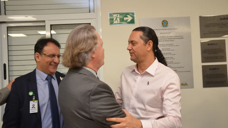 Solenidade de início do atendimento do bloco 8DJU do Hospital de Clínicas (HC/UFU) (Milton Santos)