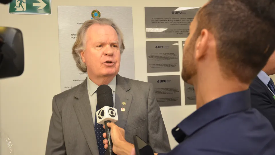 Solenidade de início do atendimento do bloco 8DJU do Hospital de Clínicas (HC/UFU) (Milton Santos)